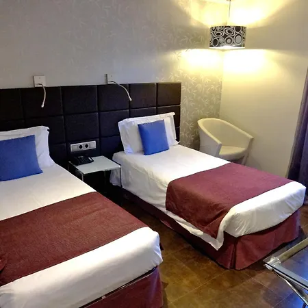 Lloret Ramblas Hotel *