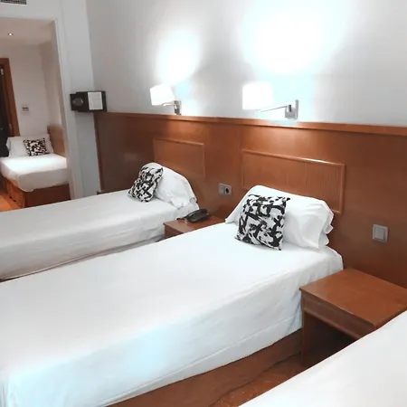 Lloret Ramblas Hotel *