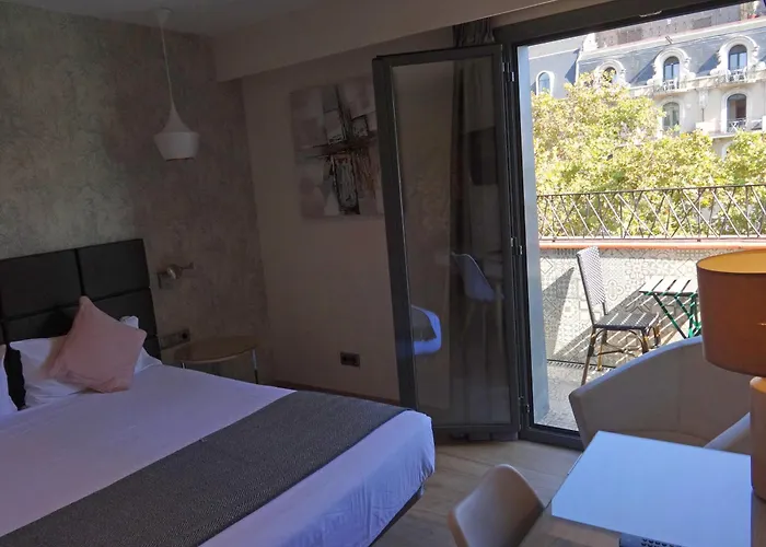 Отель Lloret Ramblas Барселона