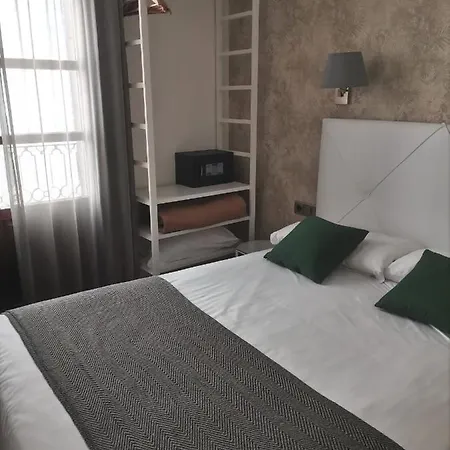 Lloret Ramblas Hotel *